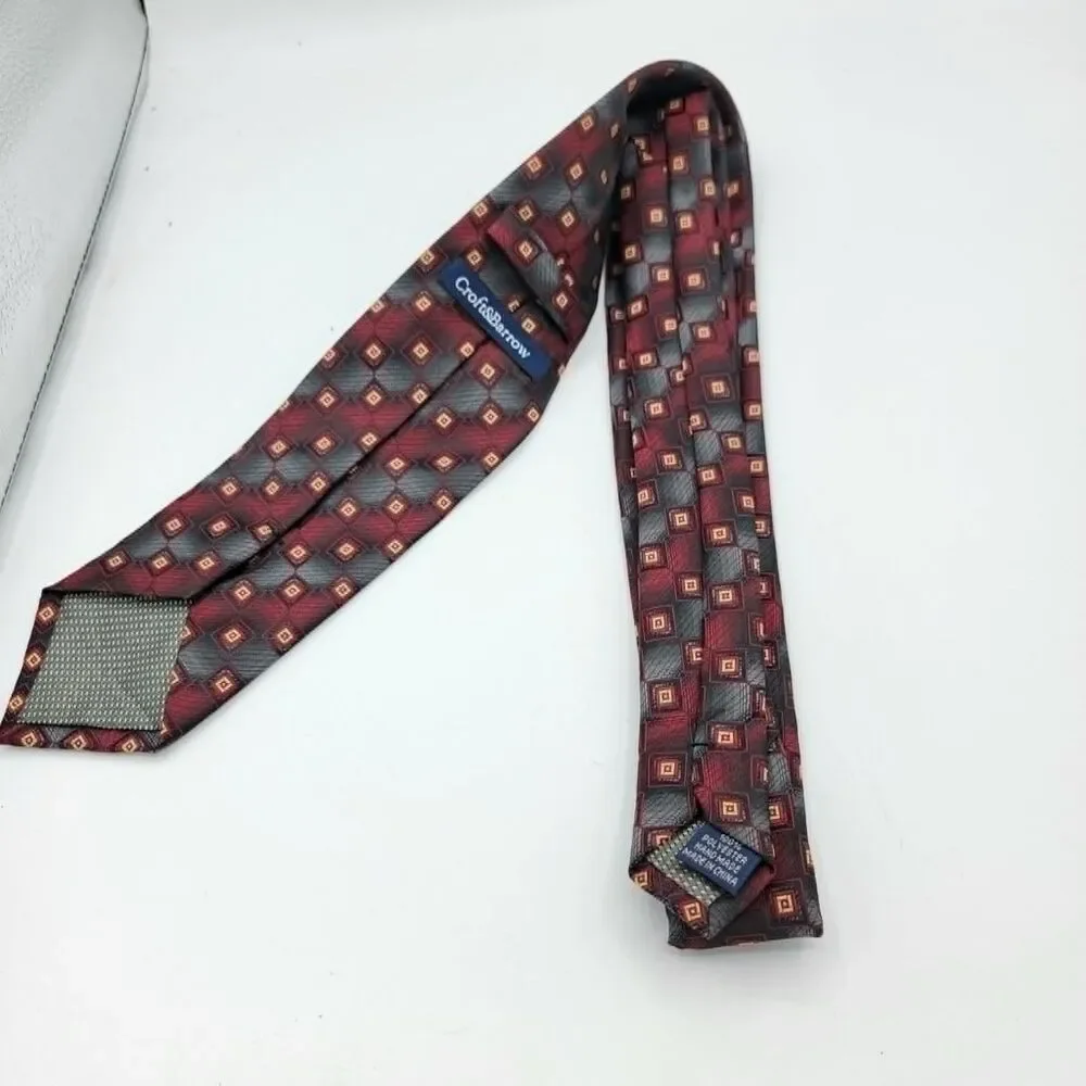 Croft & Barrow Men's Geometric Pattern 100% Silk Neck Tie Red 57.5 x 3.25